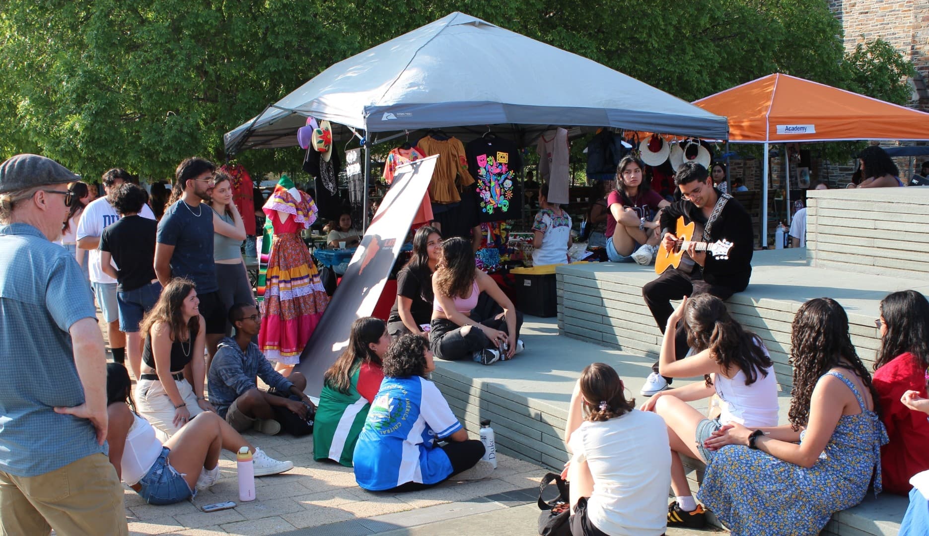 Music & Guitar media